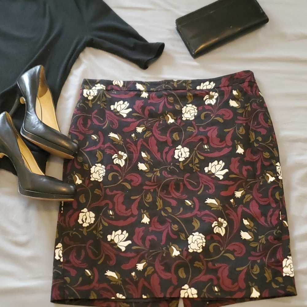 Loft patterned skirt